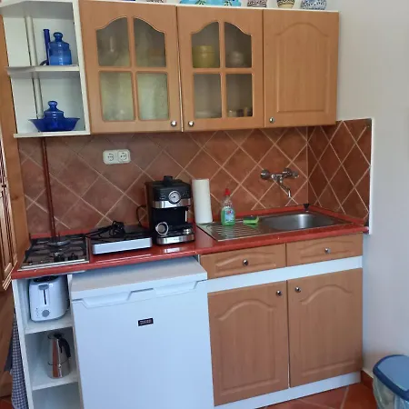 Polgar Vendeghaz Buk